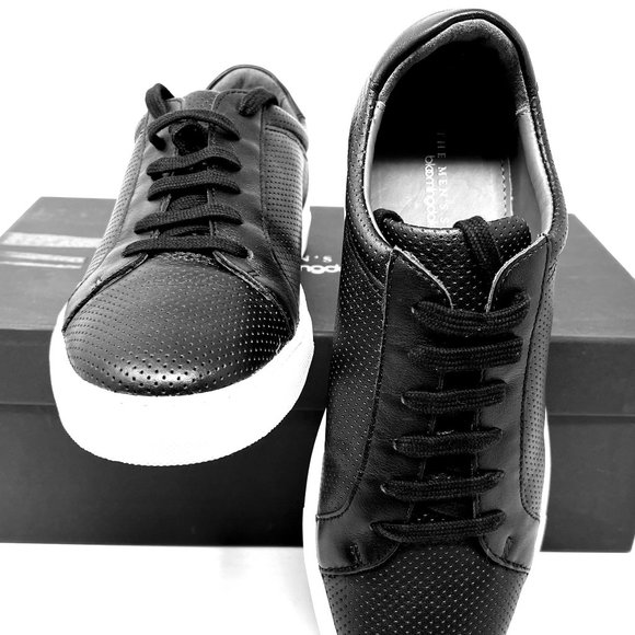 The Men's Store Bloomingdales Cupsole Perferated Leather Size 8.5 Men's Sneakers - Picture 3 of 3